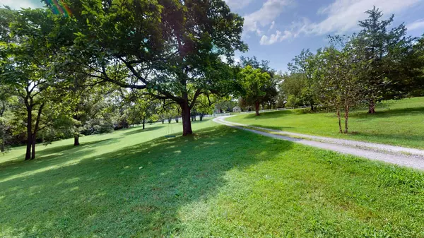 975 Old Lebanon Dirt Rd, Hermitage, TN 37076