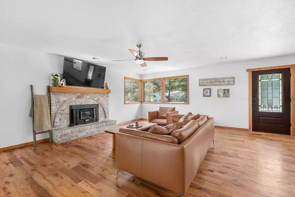 17919 N Thompson Creek Rd, Newman Lake, WA 99025