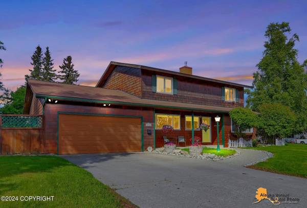 2526 Arlington DR, Anchorage, AK 99517