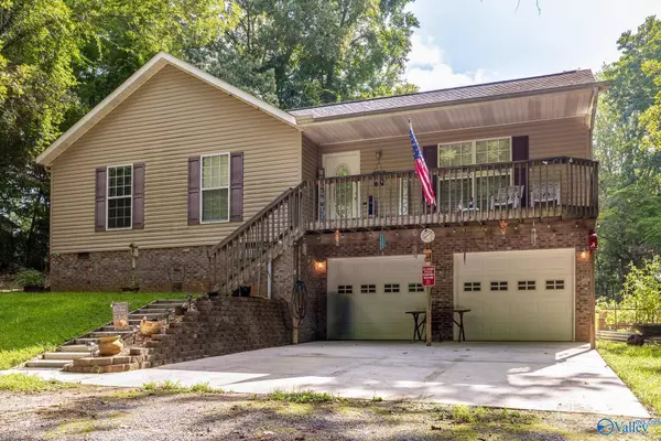 423 Henderson Road, Decatur, AL 35603