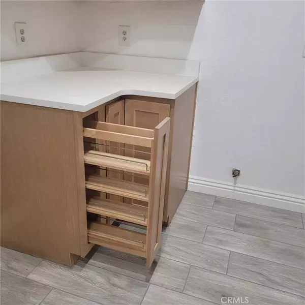 1203 Alila AVE, Delano, CA 93215