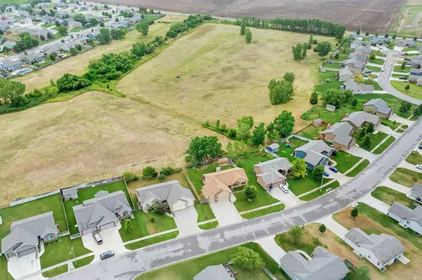 2210 S Wheatland St, Wichita, KS 67235