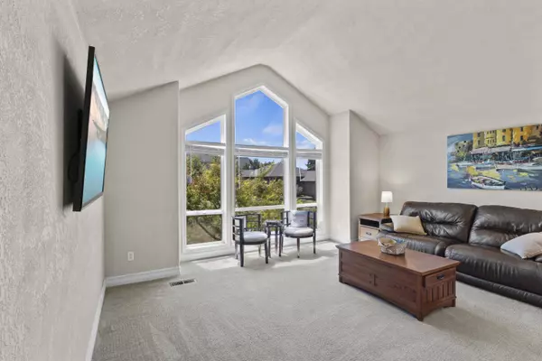 3387 Henderson WAY, Medford, OR 97504