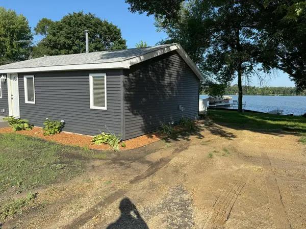 26904 Sioux TRL, Washington Twp, MN 56063