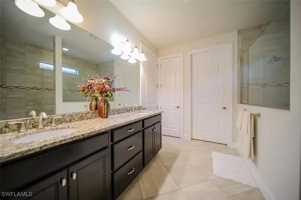 12073 Winfield CIR, Fort Myers, FL 33966