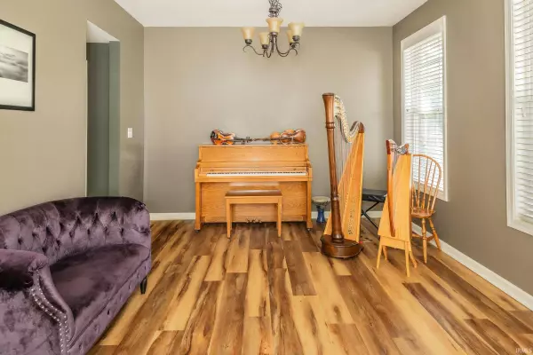 1542 W Meeting House Lane, Bloomington, IN 47403