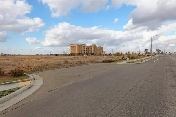 6 Airport Drive, Lot # 6, Madera, CA 93638