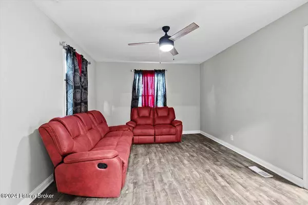 1709 Theresa Ave, Louisville, KY 40216