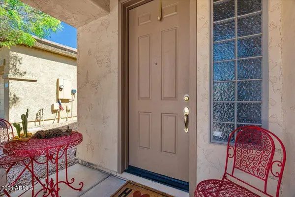 899 E SHEFFIELD Avenue, Chandler, AZ 85225