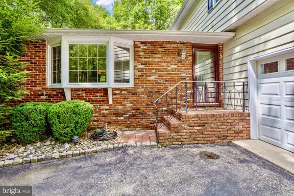 48 MAINE TRL, Medford, NJ 08055