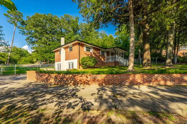 6 Warren Ln, Rossville, GA 30741