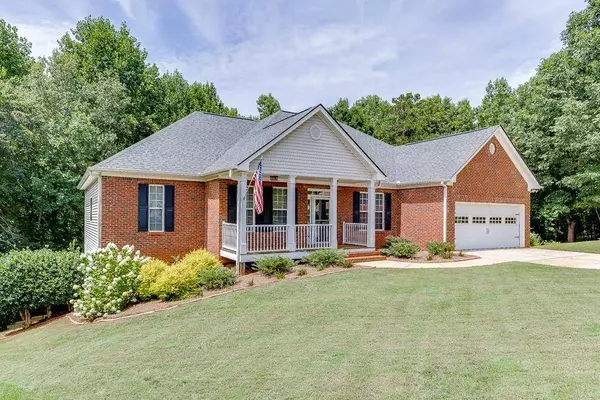 225 Caboose CT, Pendergrass, GA 30567