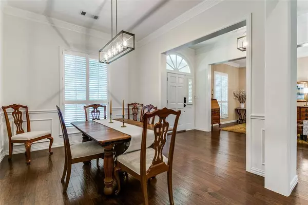 2310 Brookcrest Lane, Grapevine, TX 76051