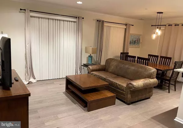 401 CARSON TER #401, Huntingdon Valley, PA 19006