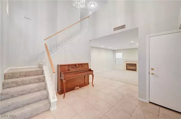 9424 Tall Wood Lane, Las Vegas, NV 89129