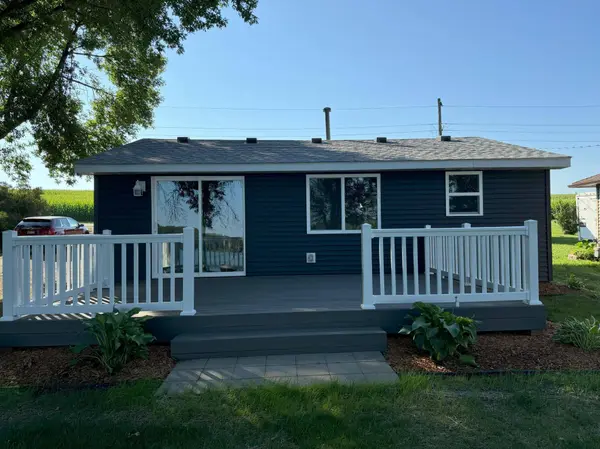 26904 Sioux TRL, Washington Twp, MN 56063