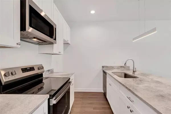 5262 Ella #306 A/B, Houston, TX 77018