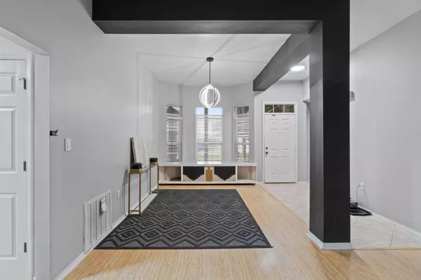 961 Claeven Circle, Fort Walton Beach, FL 32547