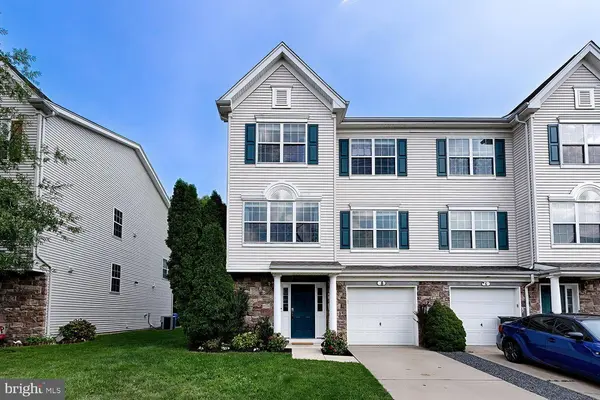 8 MILLERS RUN, Delran, NJ 08075