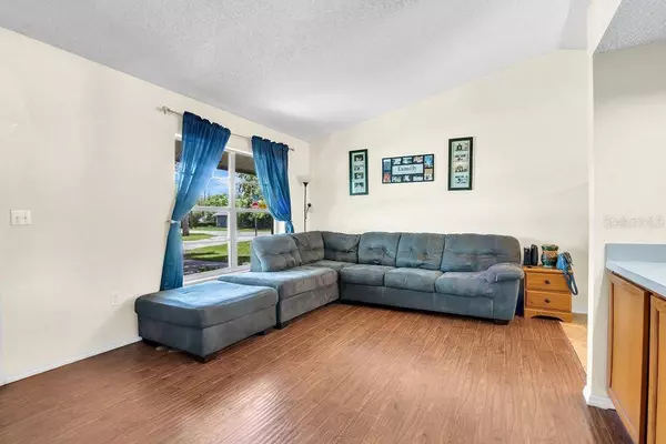 500 SHOPES PL, Deland, FL 32724