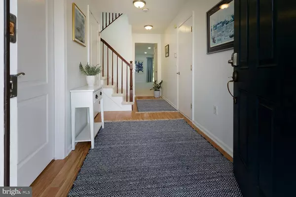 8 MILLERS RUN, Delran, NJ 08075