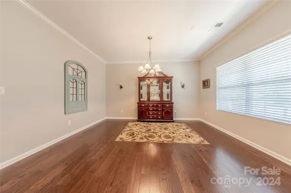 5824 Eleanor Rigby RD, Charlotte, NC 28278