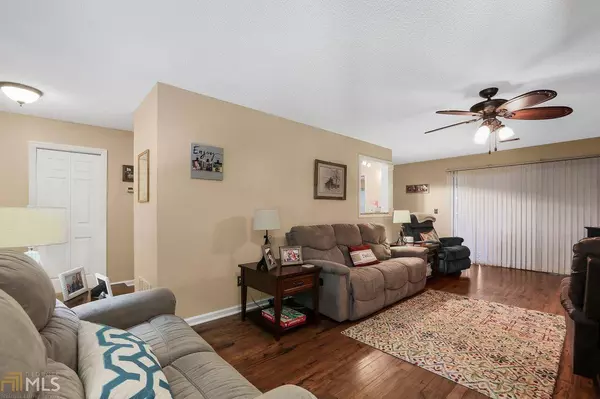 107 Ridgelake DR, Peachtree City, GA 30269