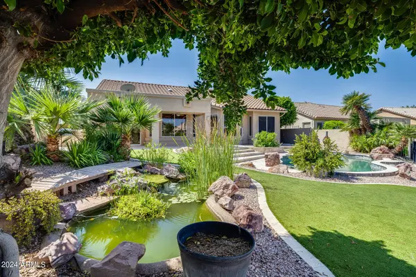 5464 W MOHAWK Lane, Glendale, AZ 85308