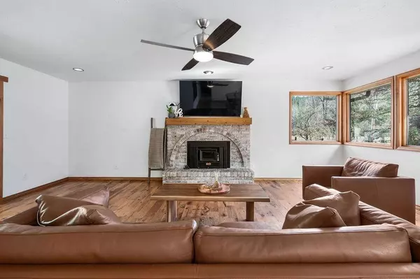 17919 N Thompson Creek Rd, Newman Lake, WA 99025