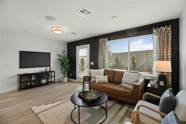 4258 Vivenda Street #2, Las Vegas, NV 89115