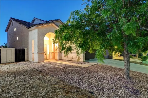 9424 Tall Wood Lane, Las Vegas, NV 89129