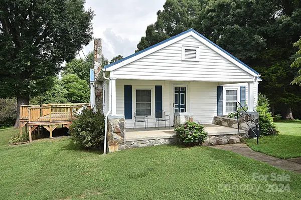 214 Whitnel PL SW, Lenoir, NC 28645
