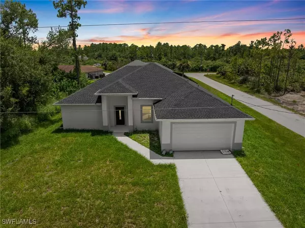 3219 32nd ST W, Lehigh Acres, FL 33971