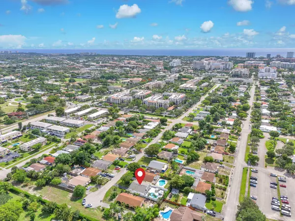 484 SW 1st ST, Boca Raton, FL 33432