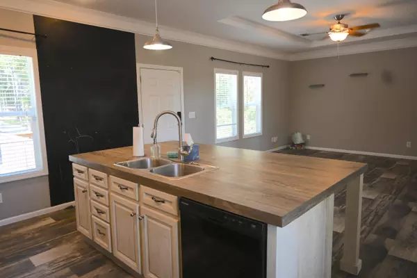 249 Averitt Valley Road, Wagener, SC 29164