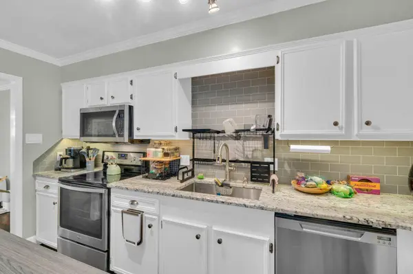 14 Hickory Knoll, Hattiesburg, MS 39402