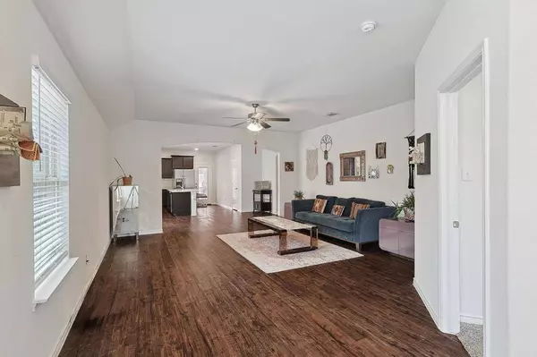 223 Garden Grove Dr. Garden Grove Drive, Waxahachie, TX 75165