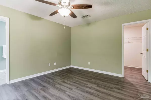 6336 Mers Ln, Pensacola, FL 32526