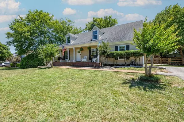 2859 Maple Cir, Thompsons Station, TN 37179