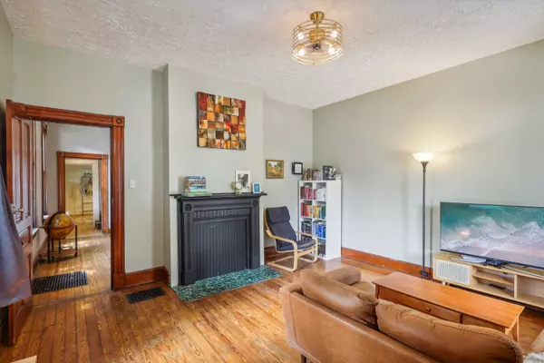 4719 Hamilton Ave, Cincinnati, OH 45223-1503