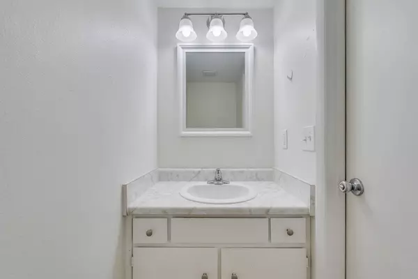 940 Central Avenue  #30, Fort Walton Beach, FL 32547