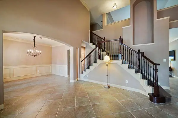 3918 Sweet Hollow CT, Sugar Land, TX 77498