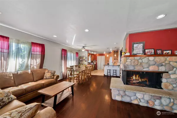 1118 Zehnder ST, Sumner, WA 98390