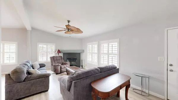 73450 Country Club DR #309, Palm Desert, CA 92260