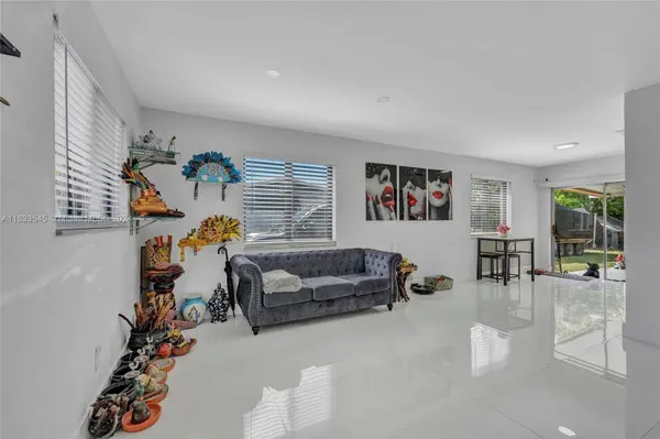 11845 SW 183rd St, Miami, FL 33177