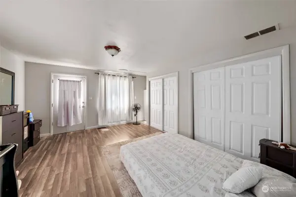 1118 Zehnder ST, Sumner, WA 98390