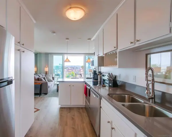 725 Redondo Ct #34, San Diego, CA 92109