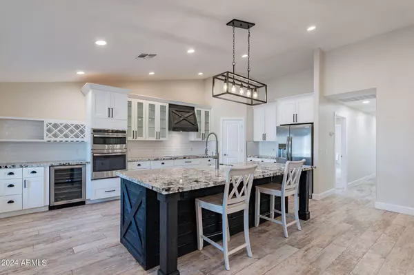 25609 S 182ND Place, Queen Creek, AZ 85142