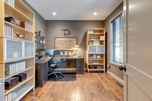 133 Silverado Ranch MNR SW, Calgary, AB T2X 0M6