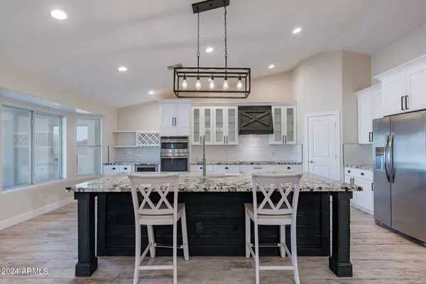 25609 S 182ND Place, Queen Creek, AZ 85142